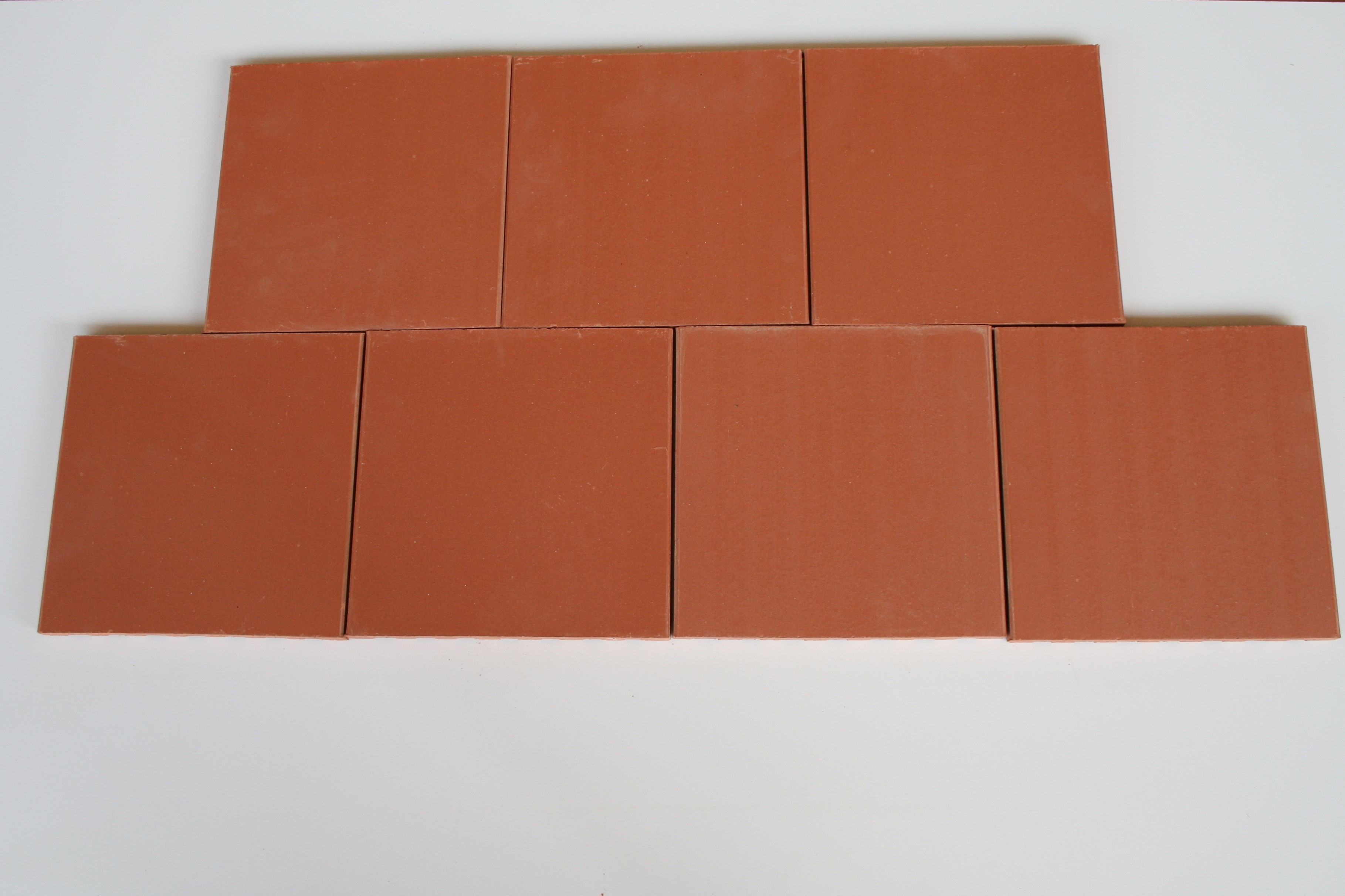 Carreaux terre cuite lisse saumon 20x20x1.4 cm